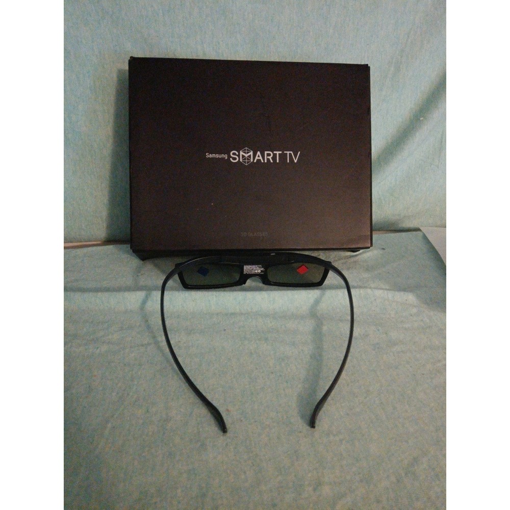 4 SAMSUNG 3D Glasses SSG-5100GB ** in amazing shape!